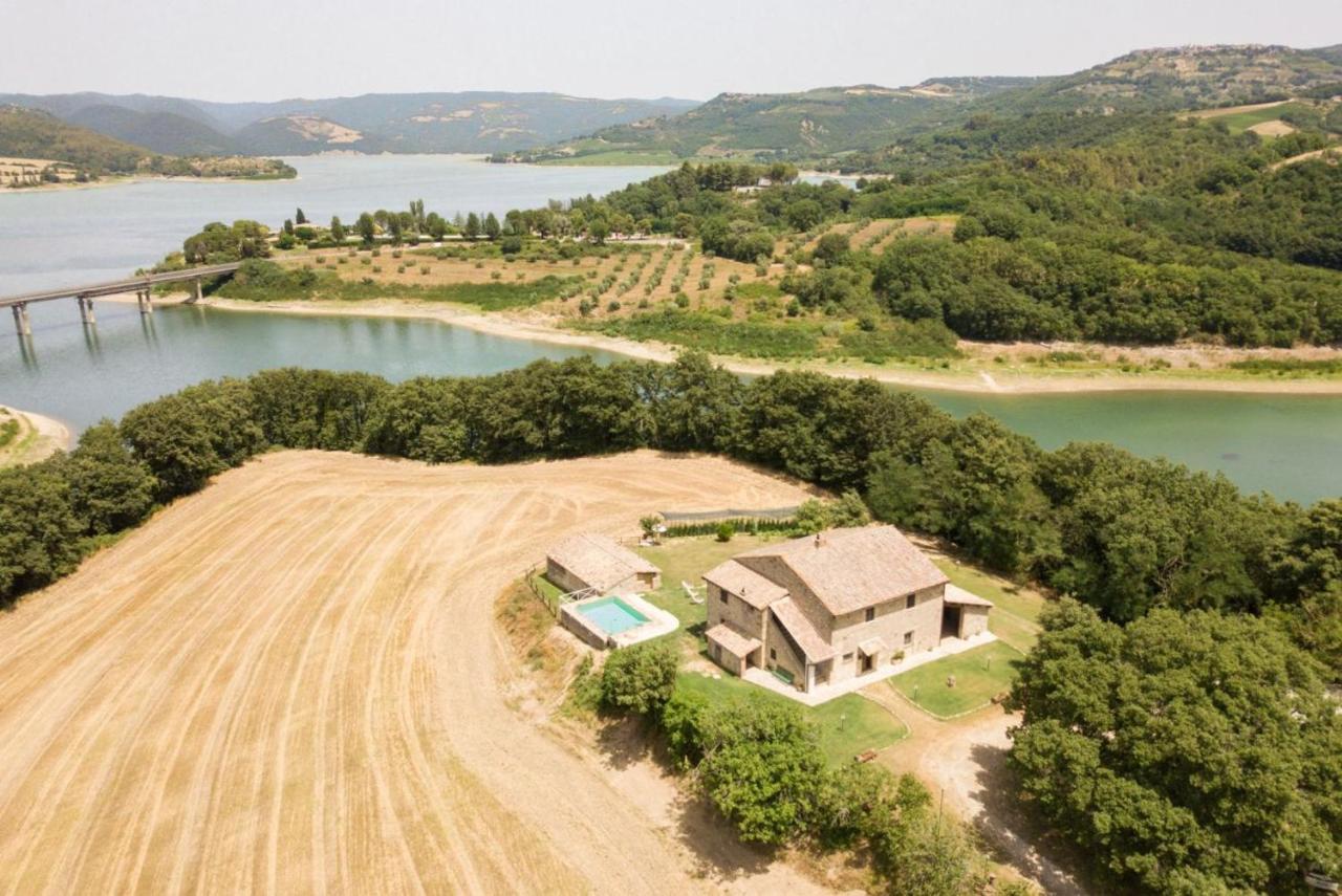 Casale Al Lago Con Piscina E Sauna Corbara  Luaran gambar